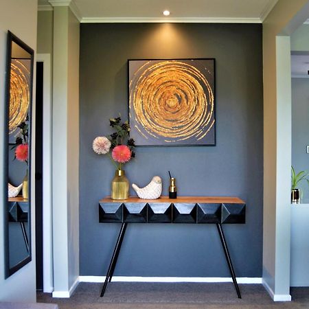 A Designer'S House Rotorua Exterior photo